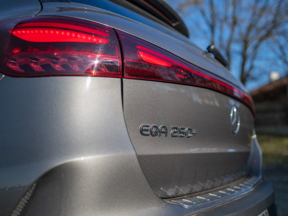 Mercedes EQA250+ AMG Edition 5d