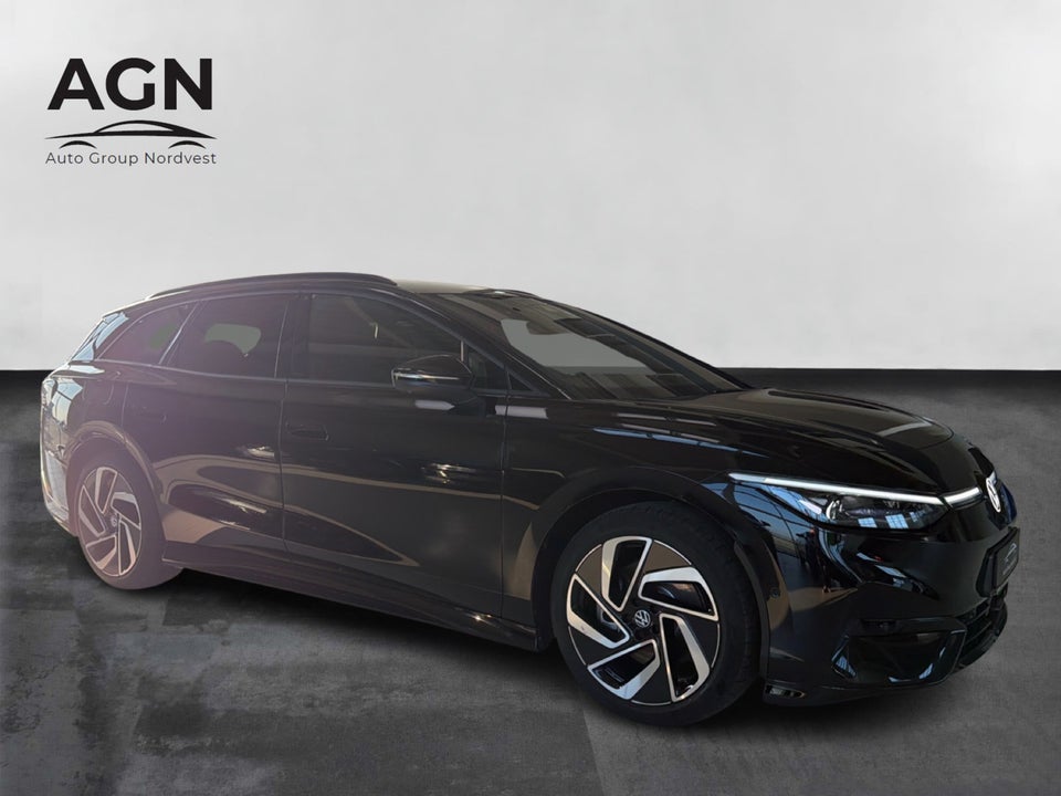 VW ID.7 77 Style+ Tourer 5d