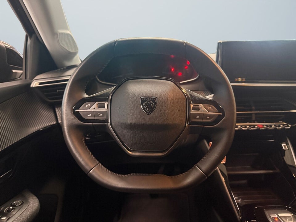 Peugeot e-208 50 Style 5d