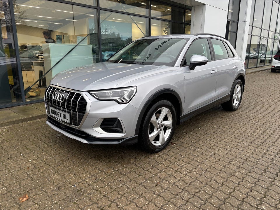 Audi Q3 35 TFSi Advanced Prestige S-tr. 5d