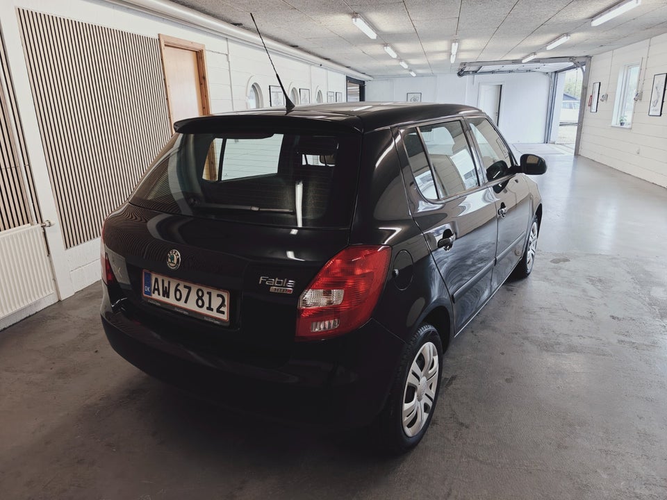 Skoda Fabia 1,2 12V Ambiente 5d