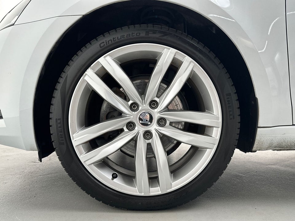 Skoda Octavia 2,0 TDi 150 Business Line+ Dynamic Combi DSG 5d