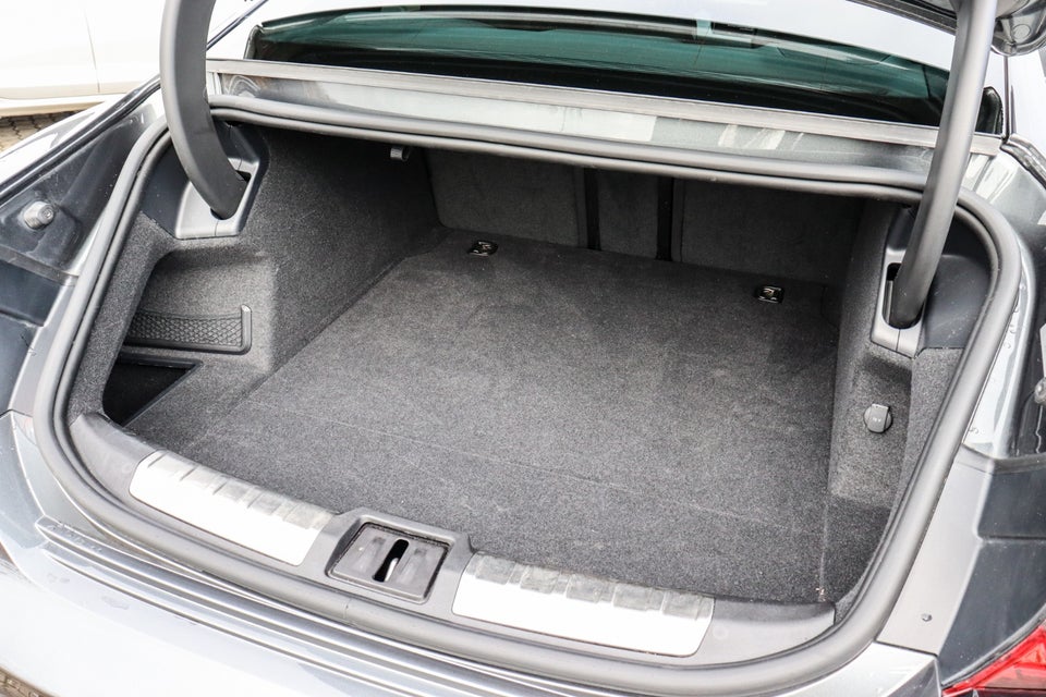 Audi e-tron GT quattro 4d