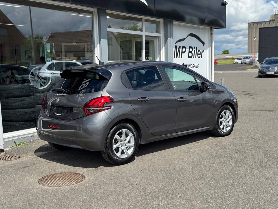 Peugeot 208 1,6 BlueHDi 100 Allure 5d