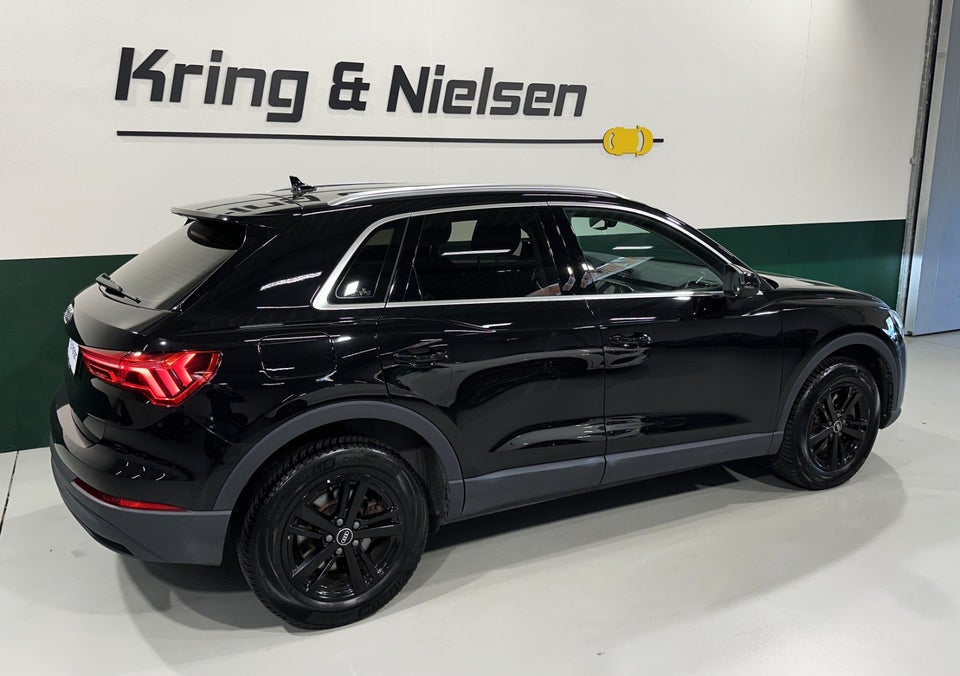 Audi Q3 45 TFSi e Attitude plus S-tr. 5d