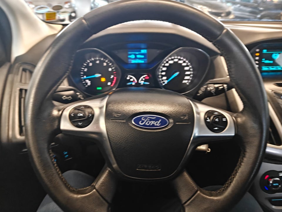 Ford Focus 1,0 SCTi 100 Titanium stc. 5d