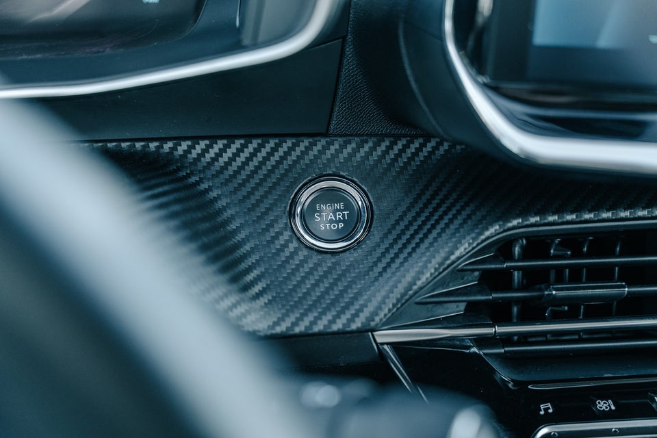 Peugeot e-208 50 Allure 5d