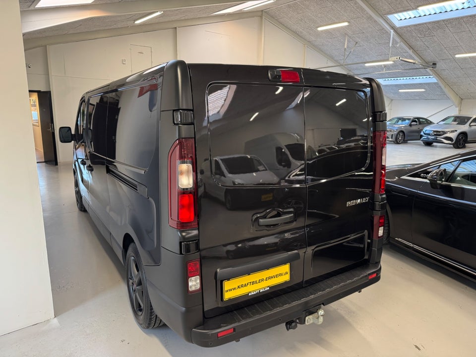 Renault Trafic T29 2,0 dCi 145 L2H1