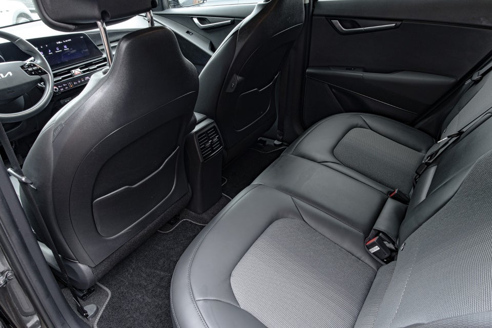 Kia Niro 64 EV Vision 5d