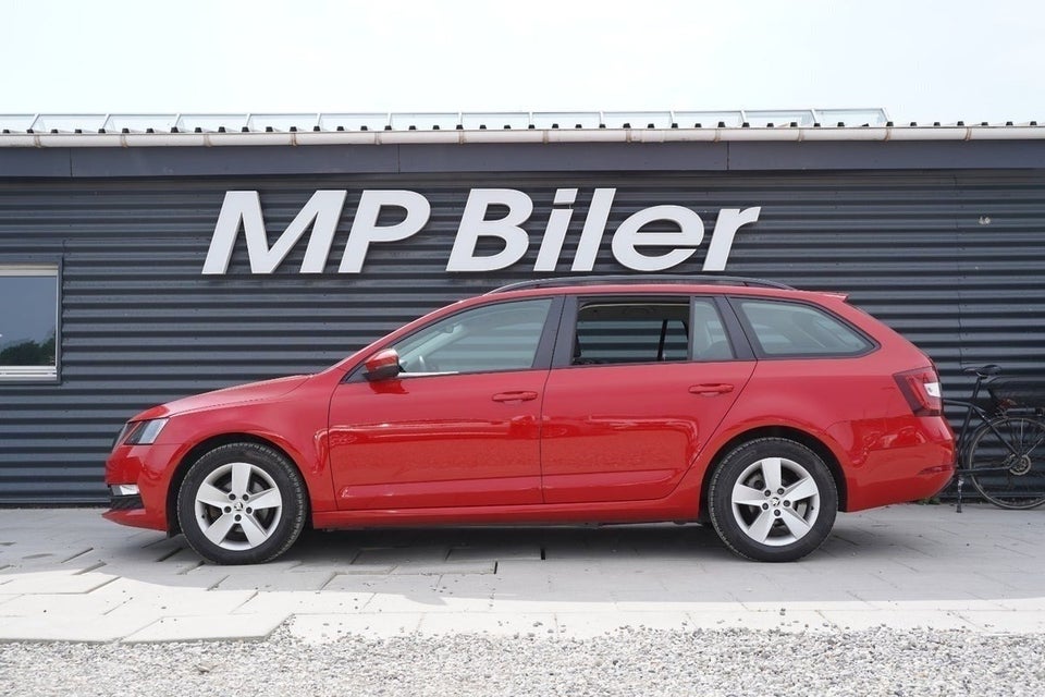 Skoda Octavia 1,6 TDi 115 Ambition Combi DSG 5d