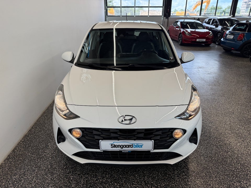 Hyundai i10 1,0 MPi Essential 5d