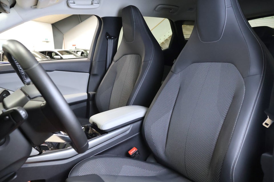 Ford Explorer 82 Select Extended Range 5d