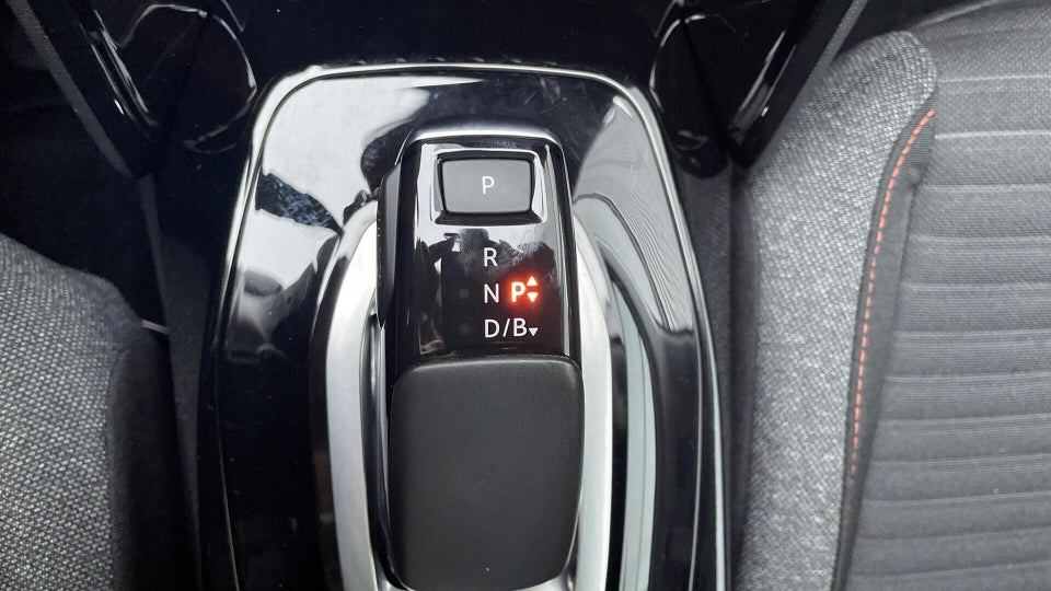 Peugeot e-2008 50 Active 5d