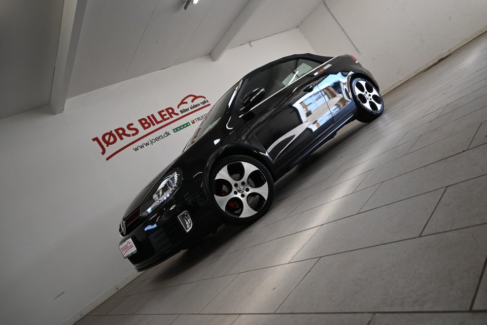 VW Golf VI 2,0 GTi Cabriolet DSG 2d