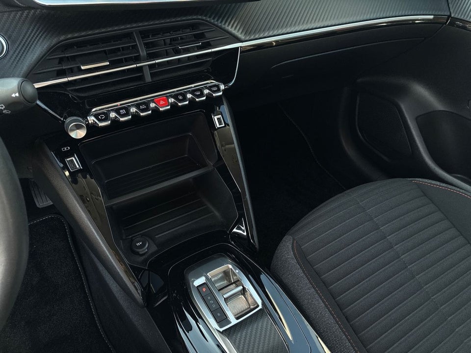 Peugeot e-208 50 Active 5d