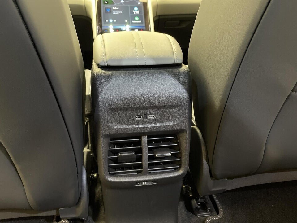 Ford Capri 82 Select Extended Range 5d