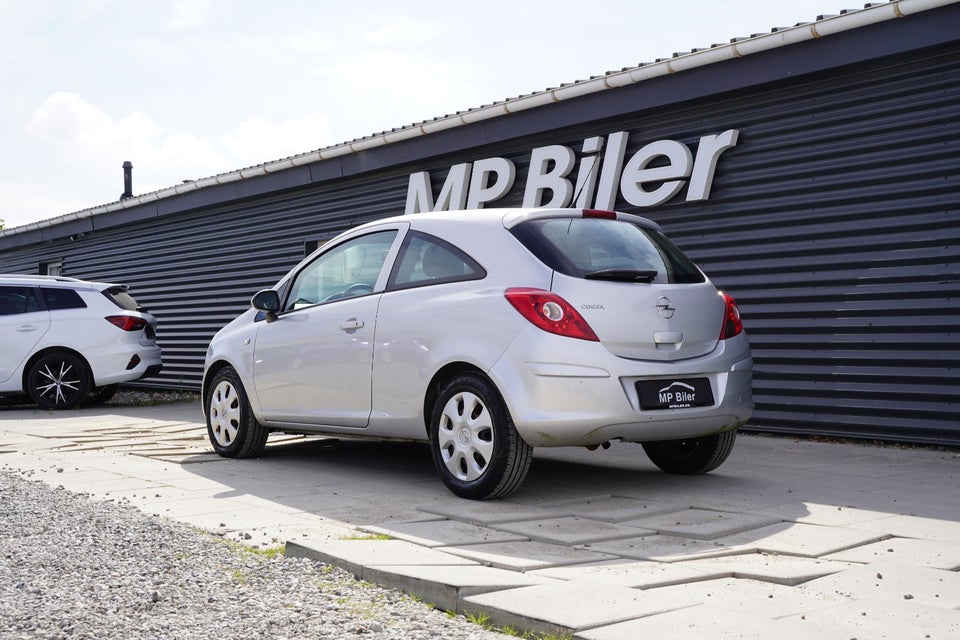 Opel Corsa 1,0 12V Enjoy 3d