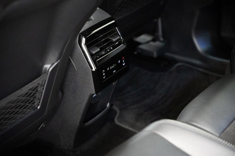 Peugeot e-5008 77 GT Pack AWD 7prs 5d