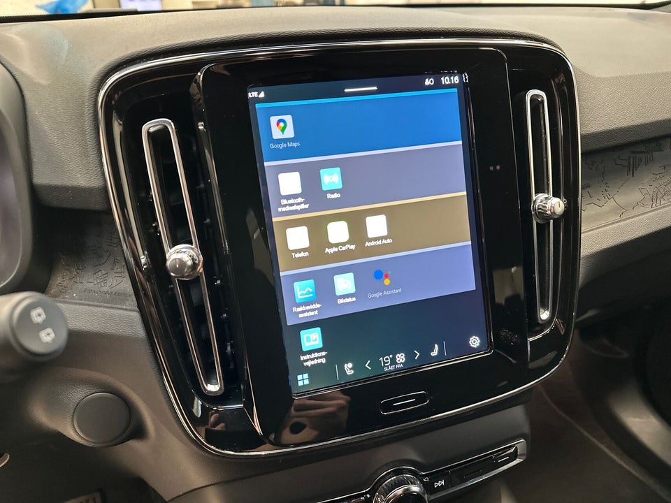 Volvo EX40 Extended Range Core 5d