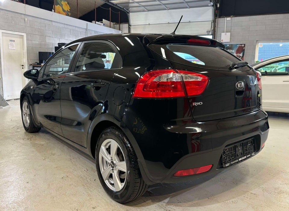 Kia Rio 1,2 CVVT Motion 5d