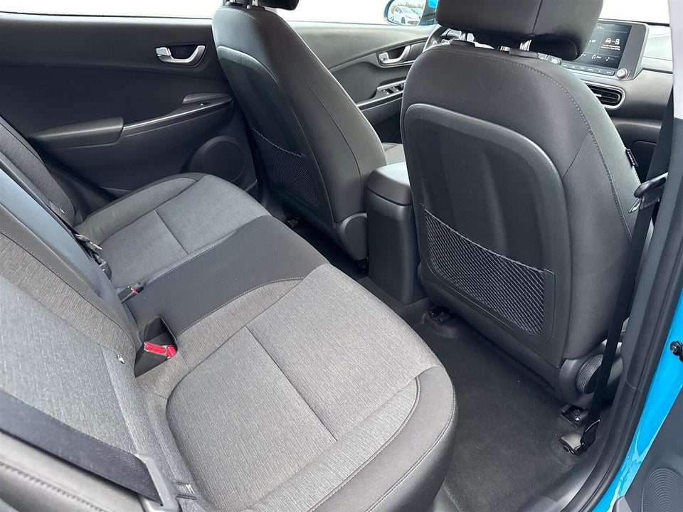 Hyundai Kona 39 EV Select 5d