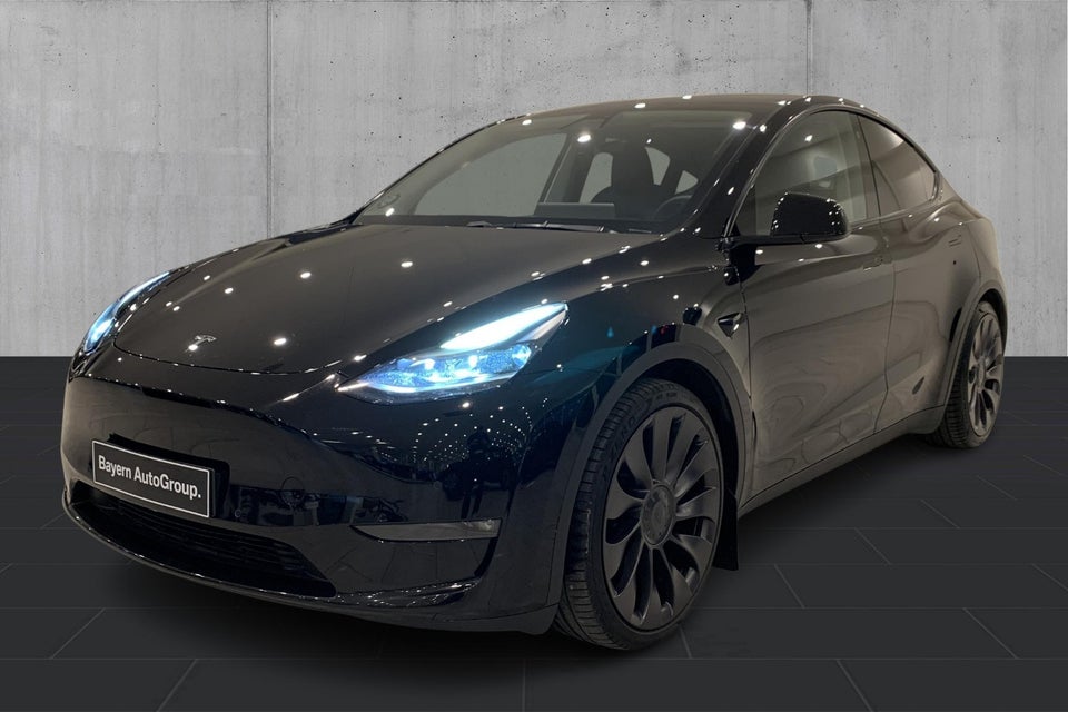 Tesla Model Y Performance AWD 5d