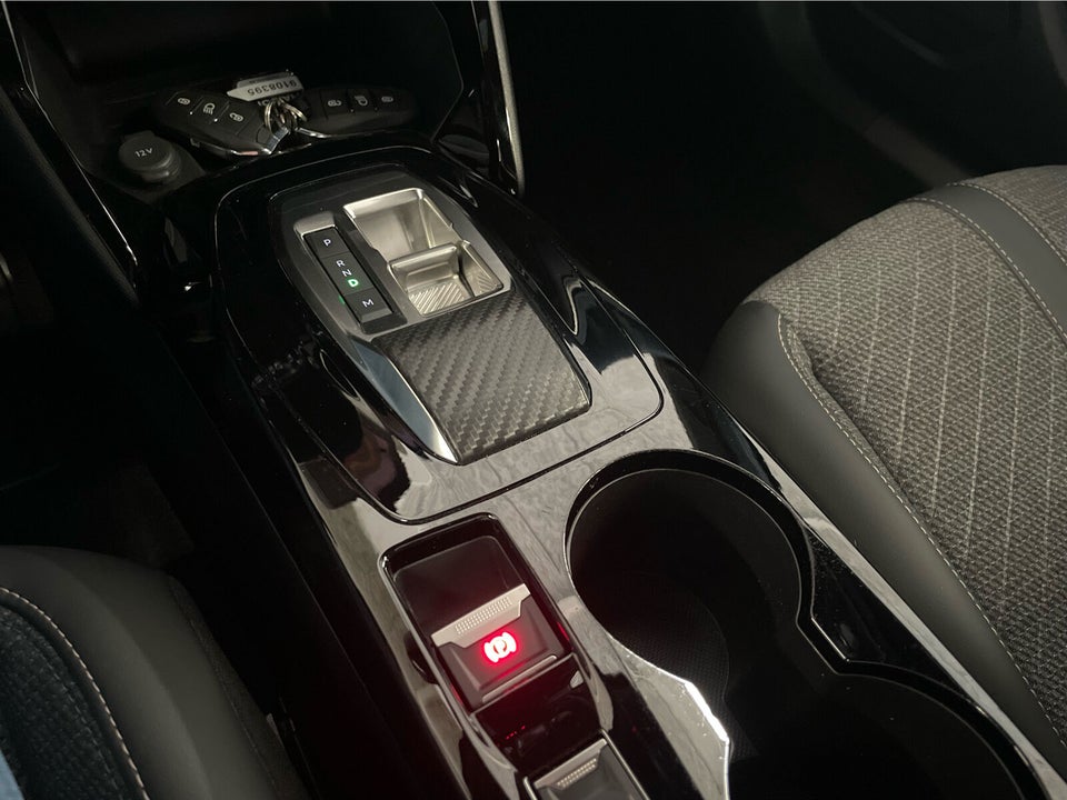 Peugeot 2008 1,2 PureTech 130 Allure EAT8 5d