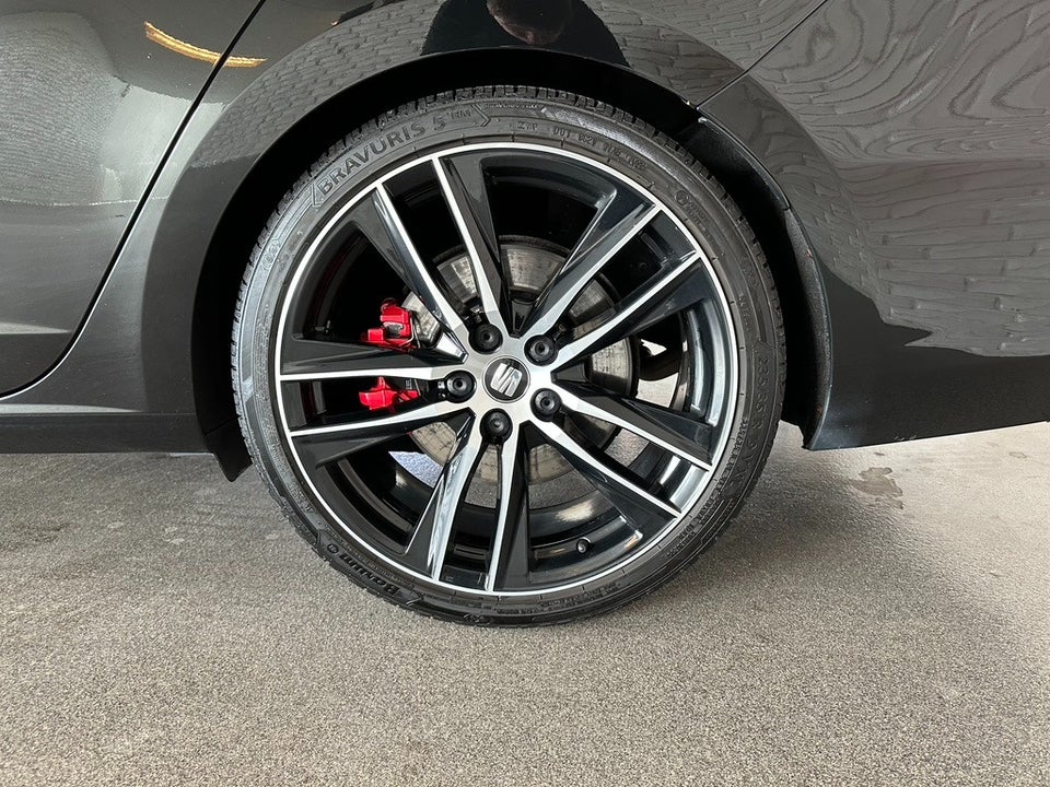 Seat Leon 2,0 TSi 300 Cupra ST DSG 5d