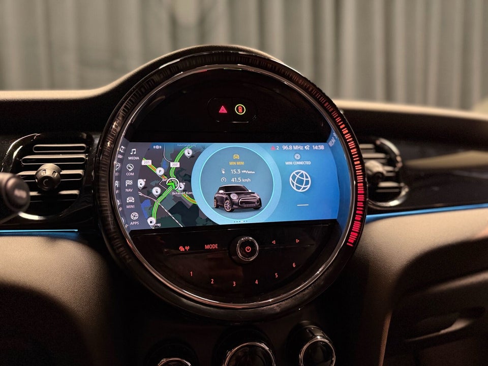 MINI Cooper SE Classic Trim 3d