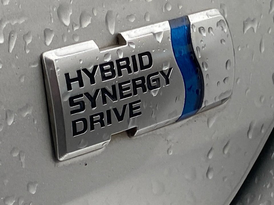 Toyota Auris 1,8 Hybrid H2 Premium CVT 5d