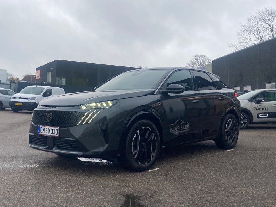Peugeot e-3008 77 GT Pack 5d