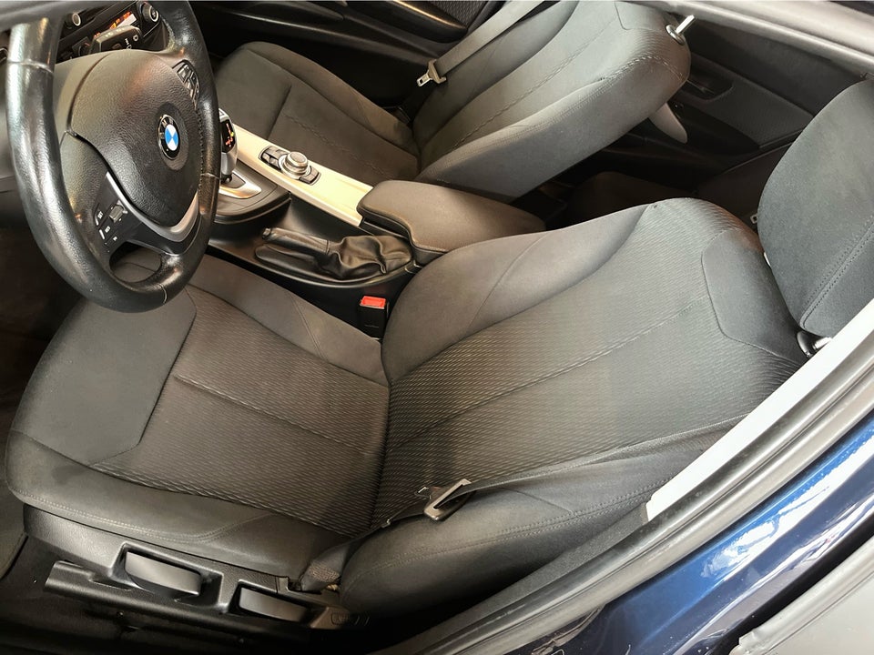 BMW 320d 2,0 Touring aut. 5d