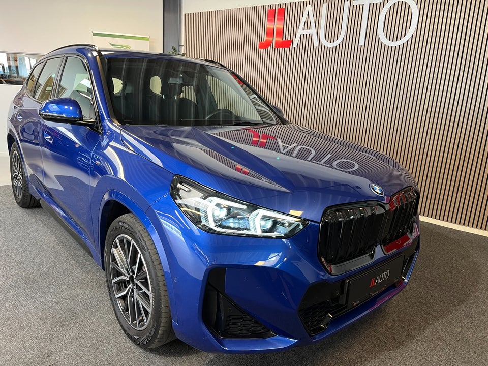 BMW iX1 xDrive30 M-Sport 5d