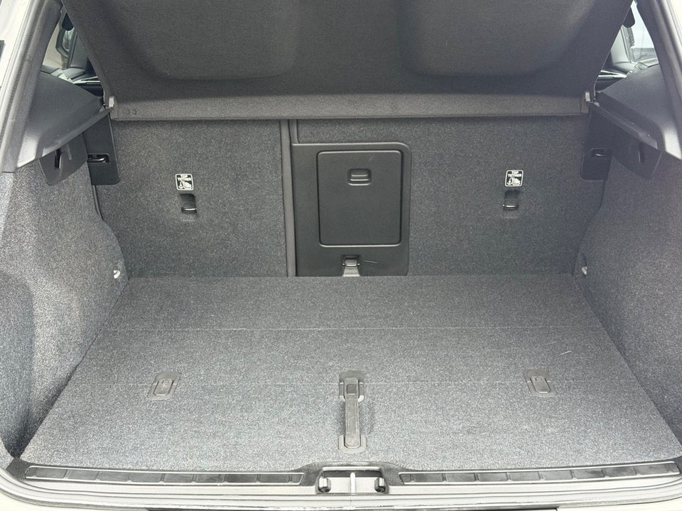 Volvo XC40 ReCharge Extended Range Core 5d