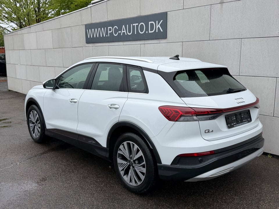 Audi Q4 e-tron 45 Progress 5d