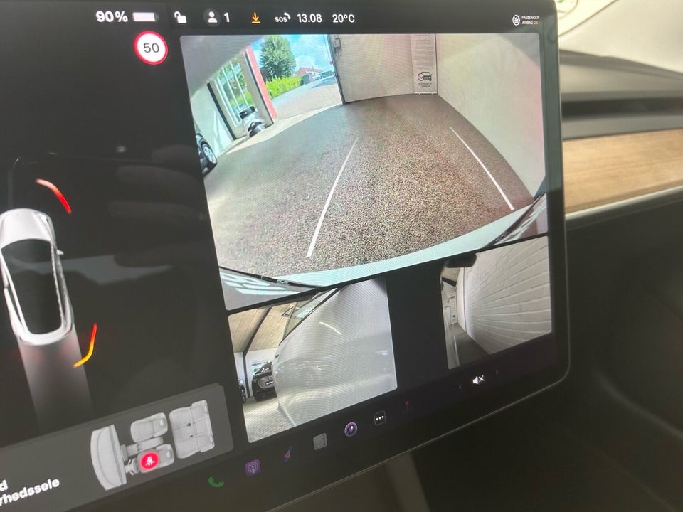 Tesla Model 3 Long Range AWD 4d