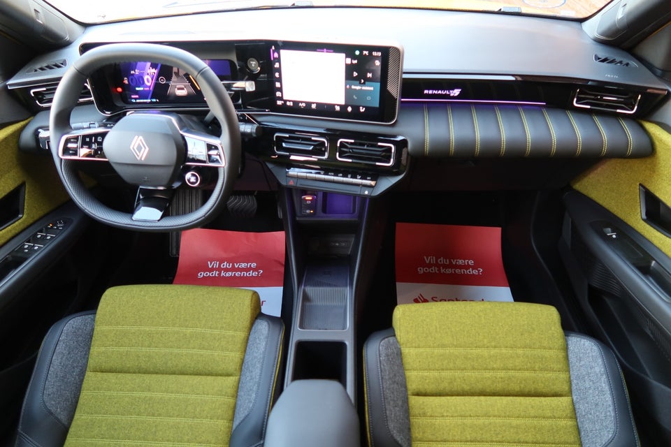 Renault 5 E-Tech 40 Iconic 5d