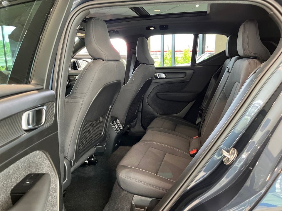 Volvo XC40 P6 ReCharge Pro 5d