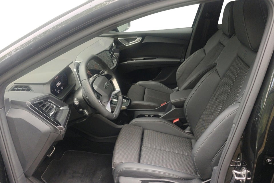Audi Q4 e-tron 45 S-line Edition Sportback 5d
