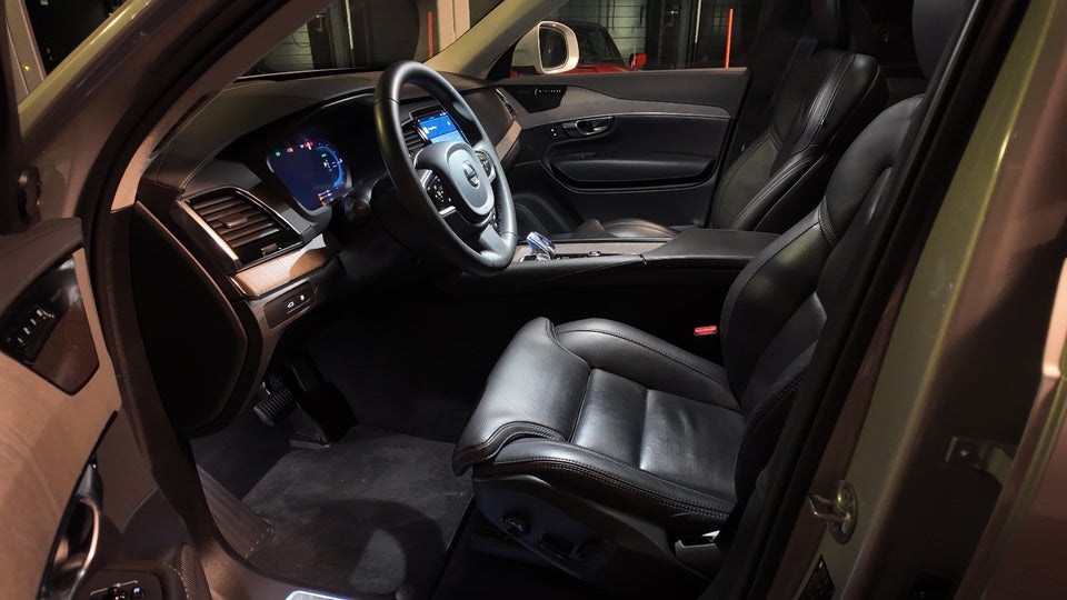 Volvo XC90 2,0 T8 ReCharge Ultimate Bright aut. AWD 7prs 5d