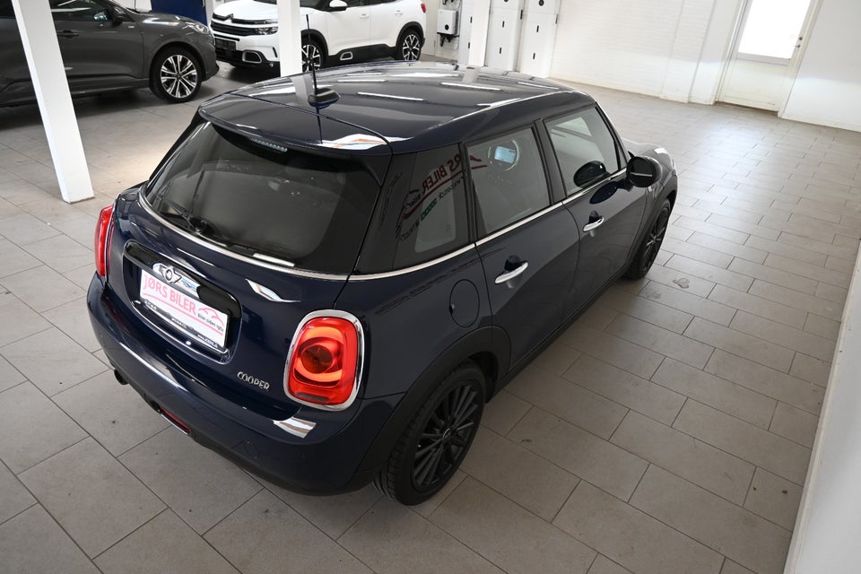 MINI Cooper 1,5 Essential Edition 5d