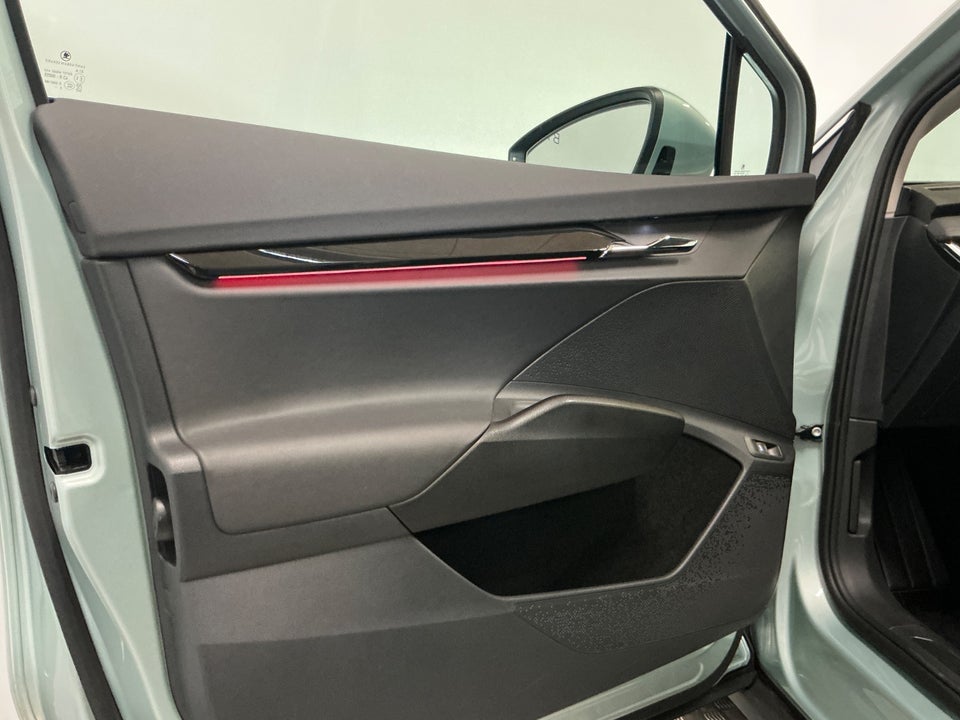 Skoda Enyaq 80 iV Suite 5d