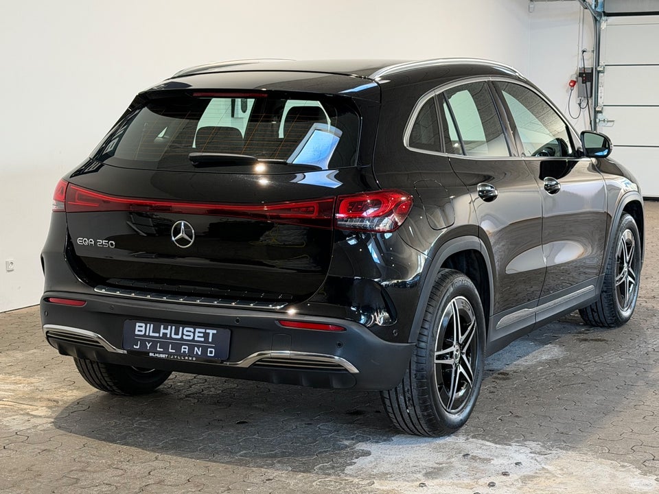 Mercedes EQA250 AMG Line 5d