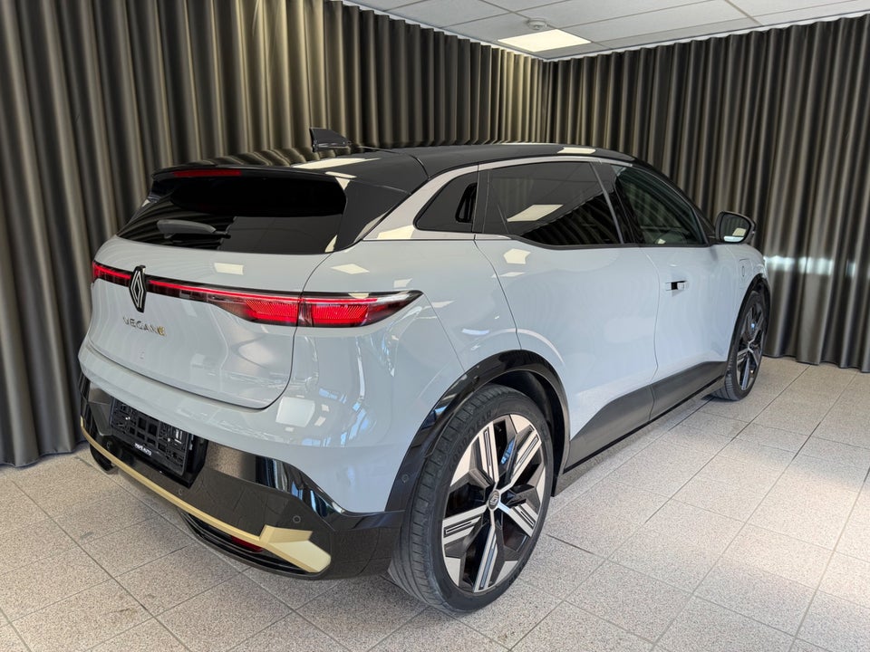 Renault Megane E-Tech 60 Iconic 5d
