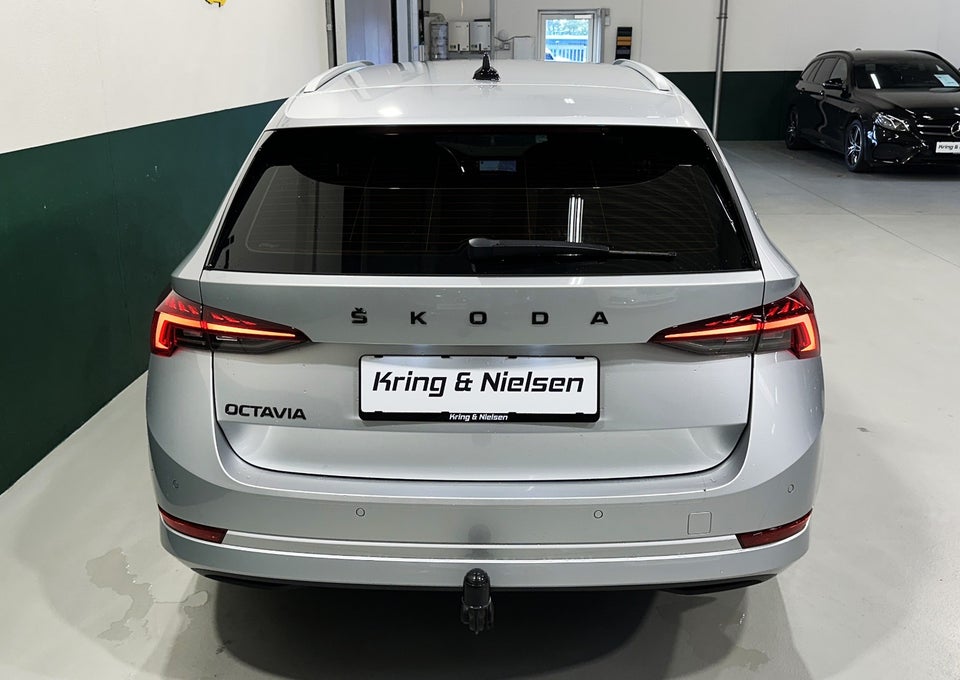 Skoda Octavia 2,0 TDi 150 Style Combi DSG 5d