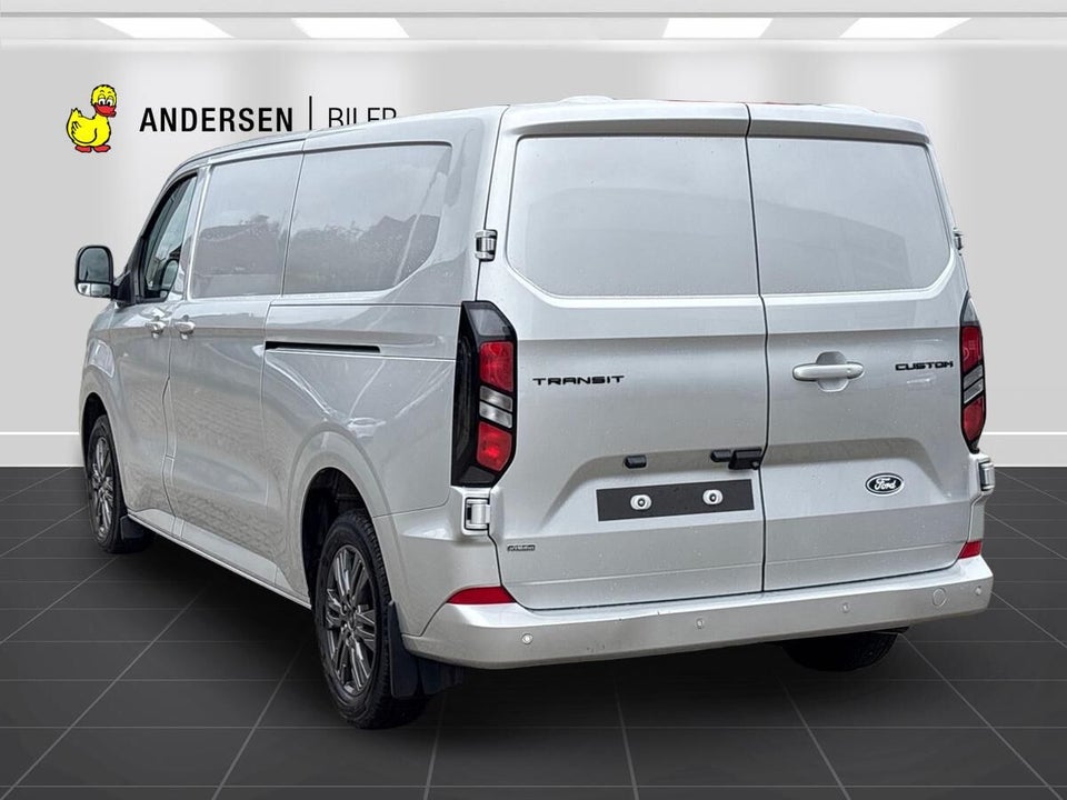 Ford Transit Custom 320 L2 2,5 PHEV Limited CVT
