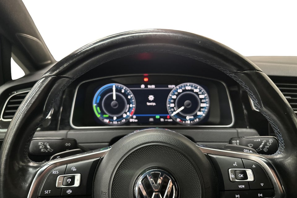 VW Golf VII 1,4 GTE DSG 5d