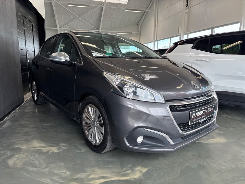 Peugeot 208 1,6 BlueHDi 100 Allure Sky 5d