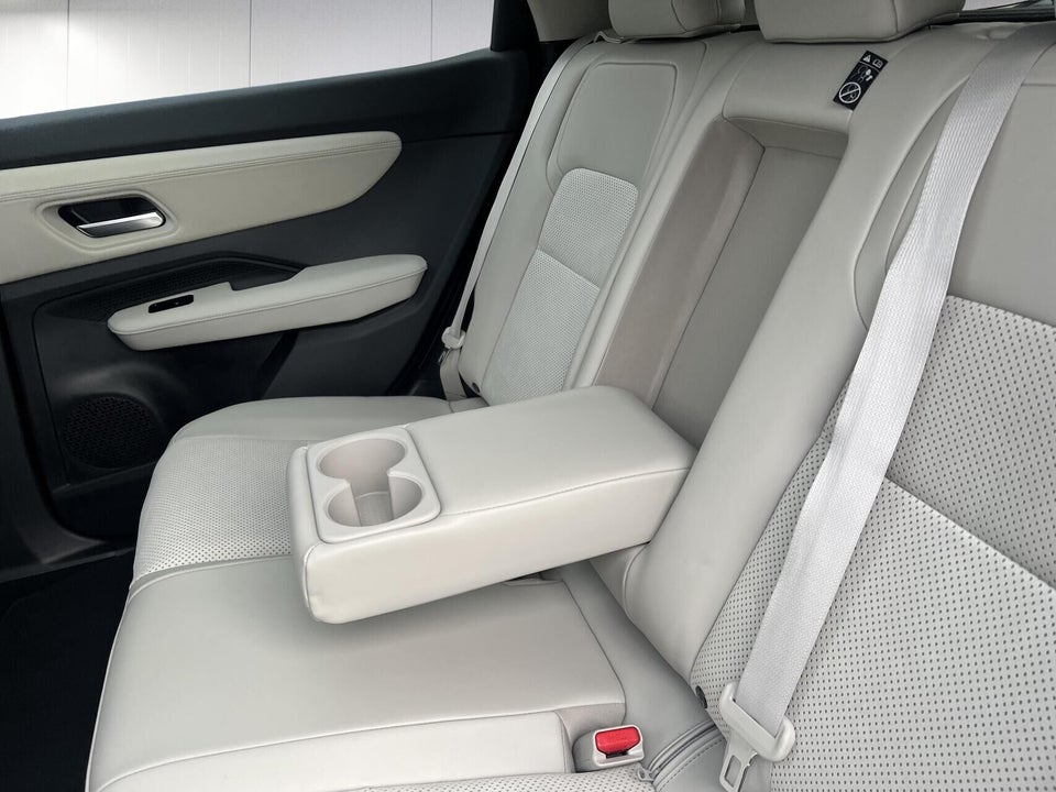 Nissan Ariya 87 Evolve 5d