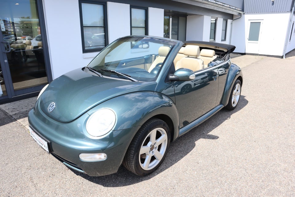 VW New Beetle 2,0 Cabriolet 2d